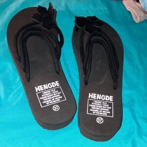 Women's Black Sandals velvet straps with flower